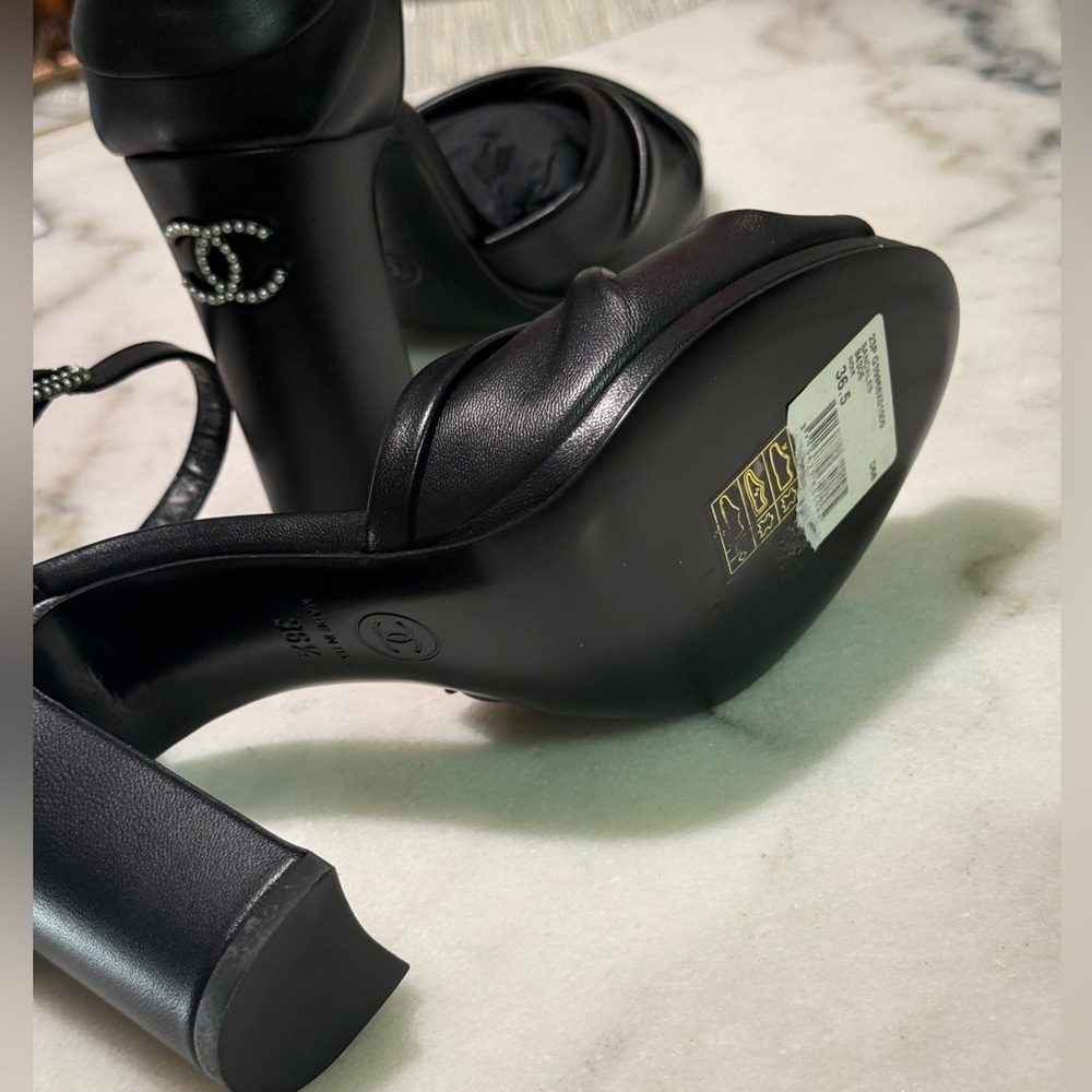 Chanel Black Women's Heels - Picture 7 of 11